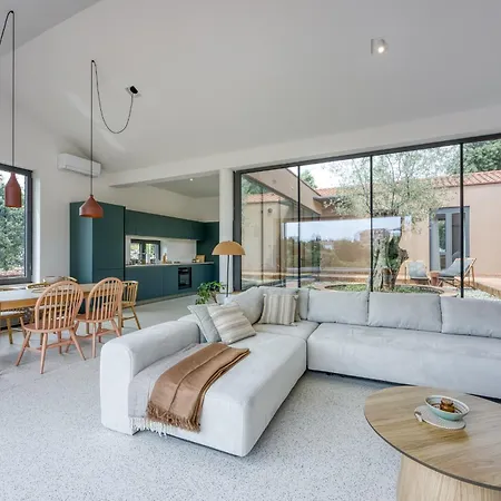 Atrio Гостевой дом 4*