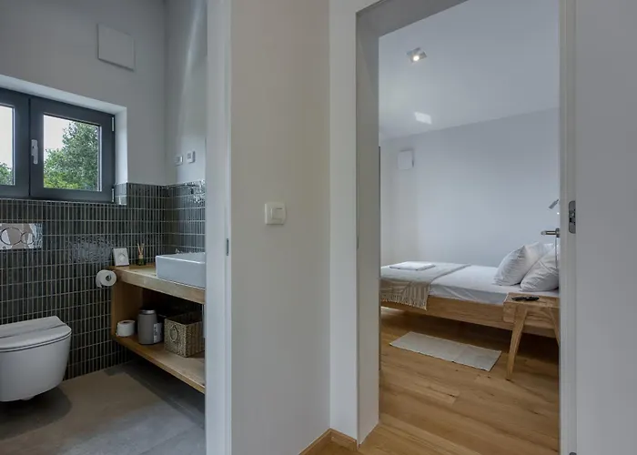 Atrio Gostinjska kuća 4*