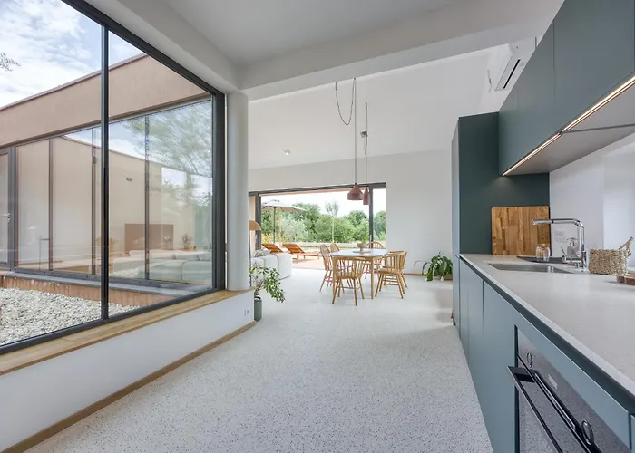 Atrio Gostinjska kuća 4*