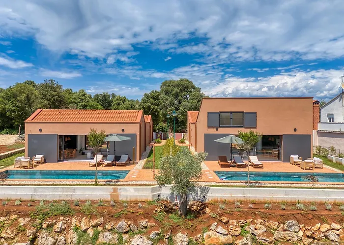 Gostinjska kuća Atrio 4*